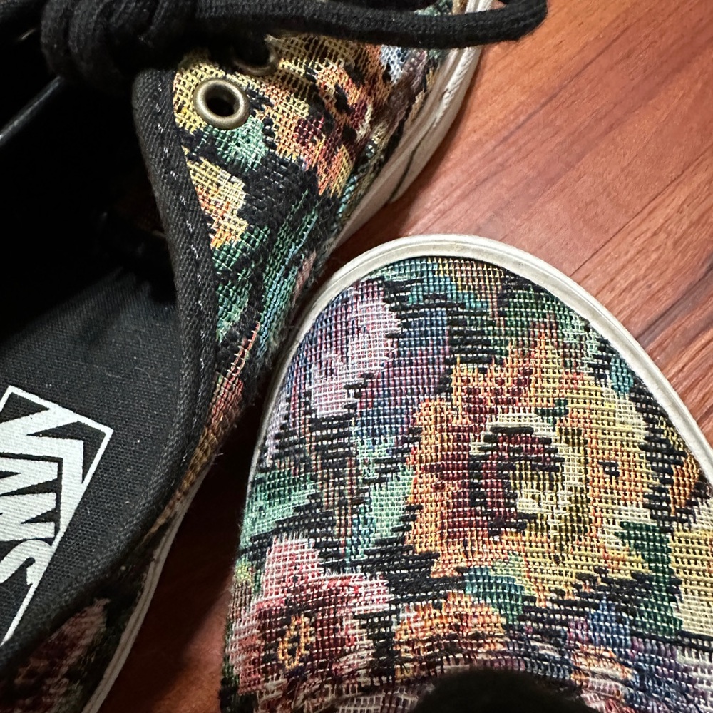 Floral Vans shoes size 8 women’s - Picture 10 of 10
